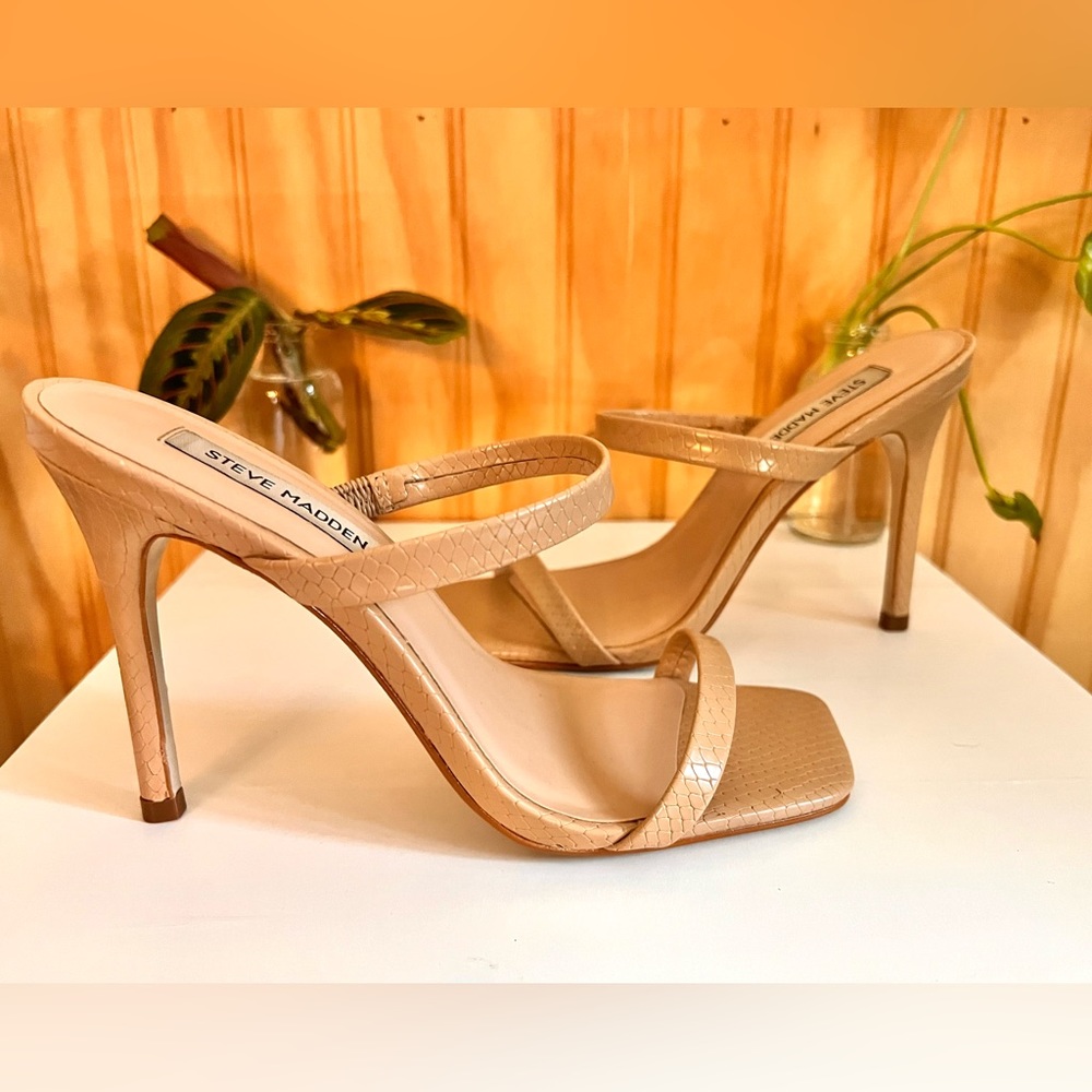 Steve Madden Michele Stiletto in Blush Snake